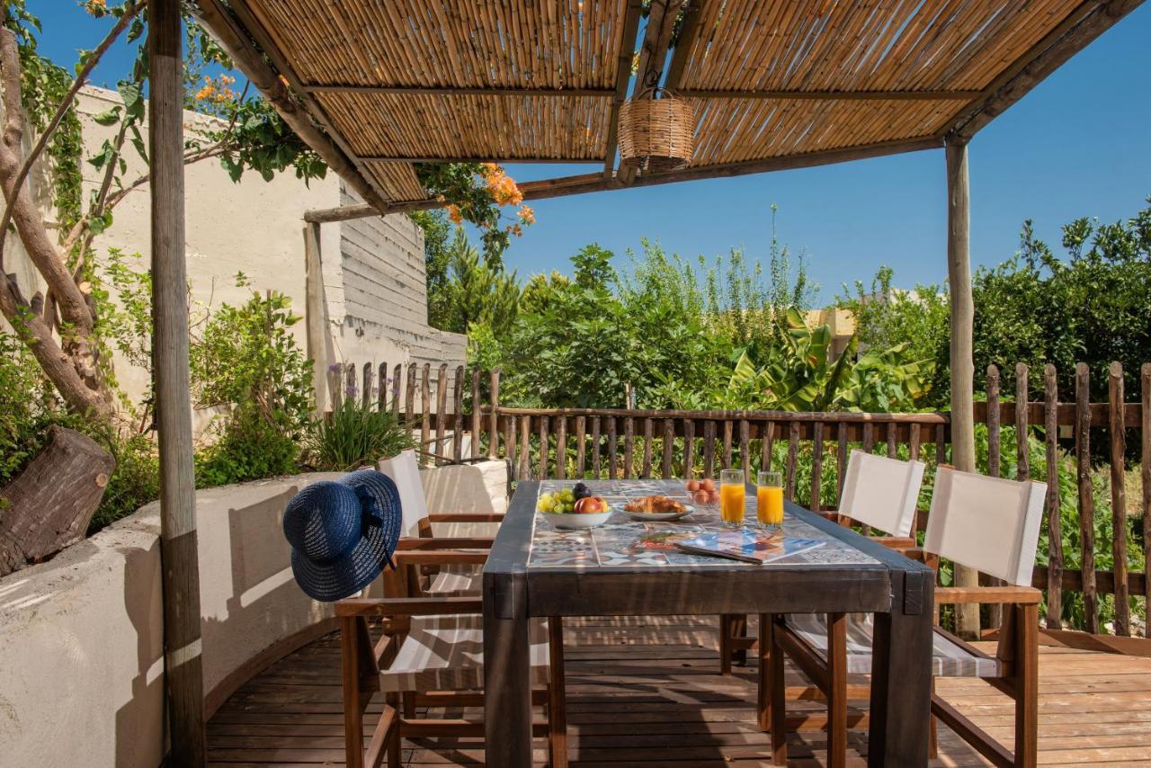4 Elements Holiday Homes خيرسونِسوس المظهر الخارجي الصورة